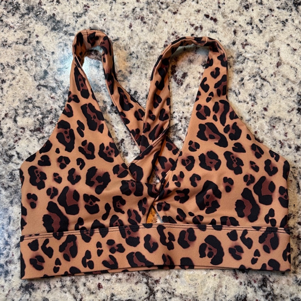 Fabletics Leopard Print Crossback Sports Bra Small
